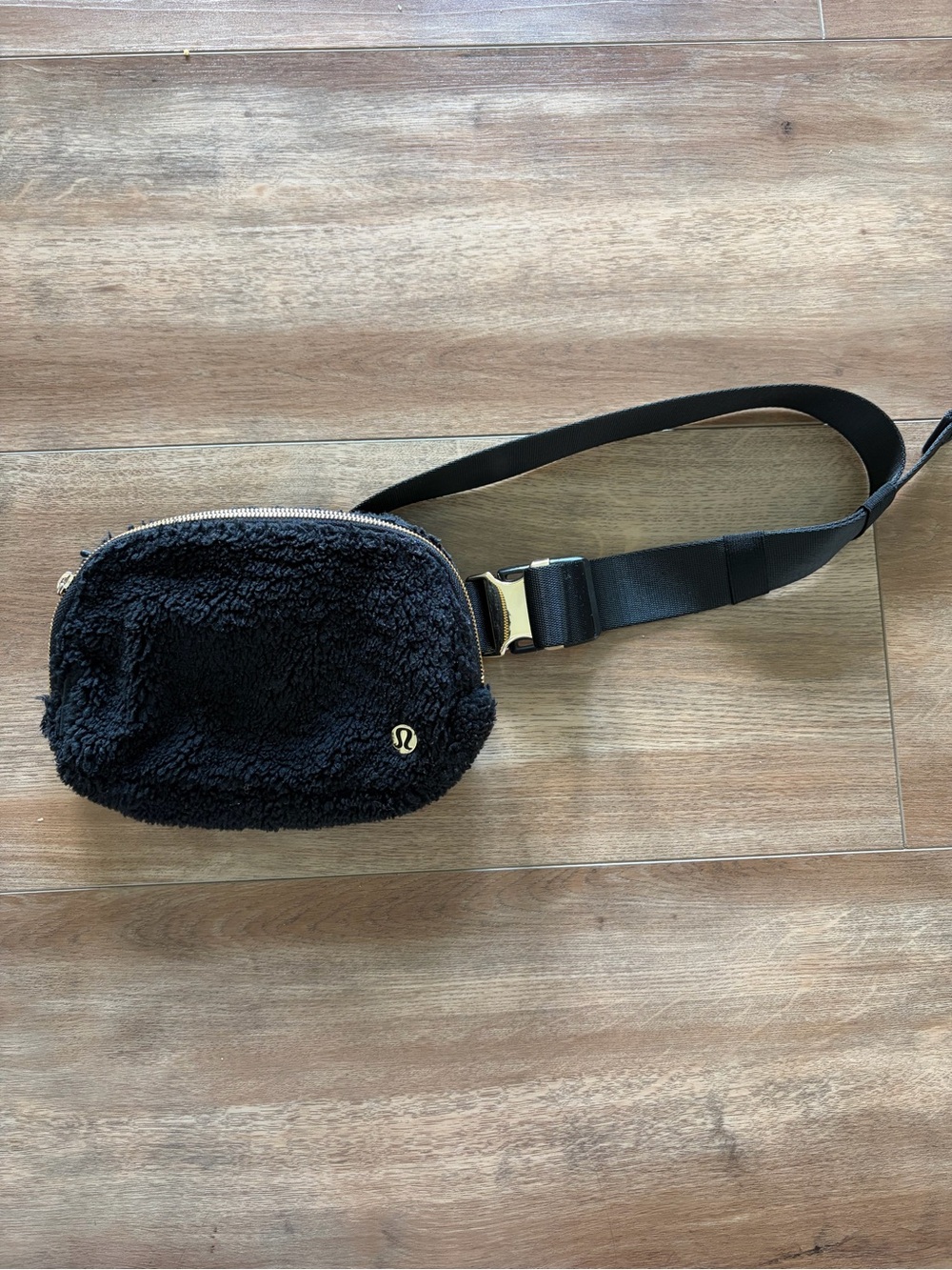 Lululemon Black Sherpa Belt Bag
